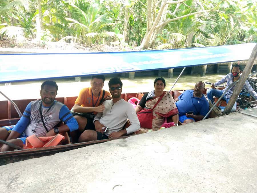 From Bangkok: Floating & Railway Markets Tour & Coconut Farm - What the guides add to the day