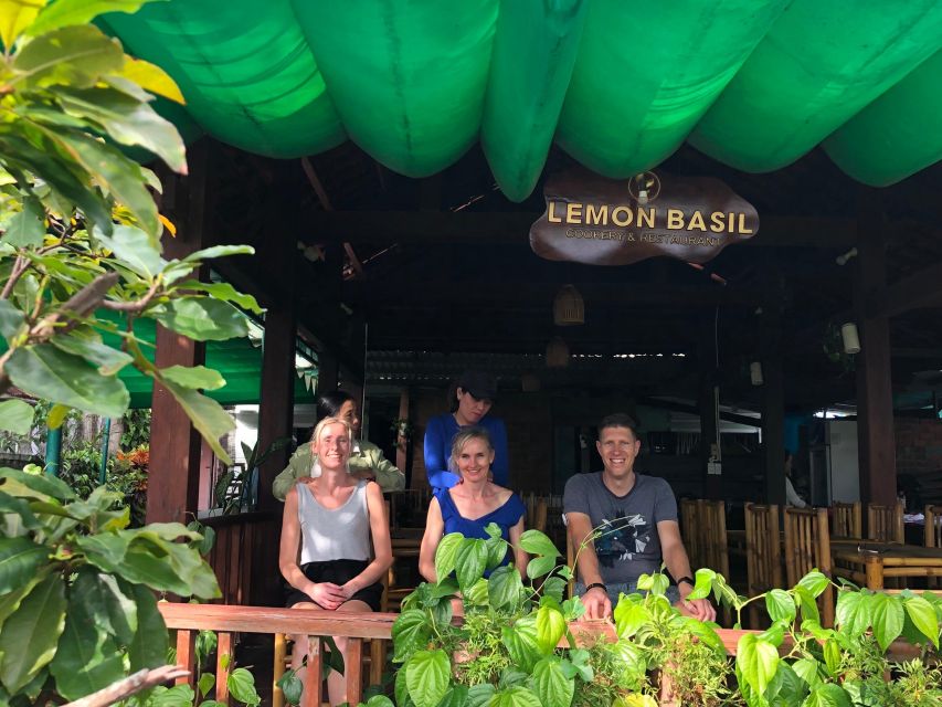 From Hoi An: Cooking Class at Organic Farm - Arriving at Lemon Basil in Tra Que Vegetable Village