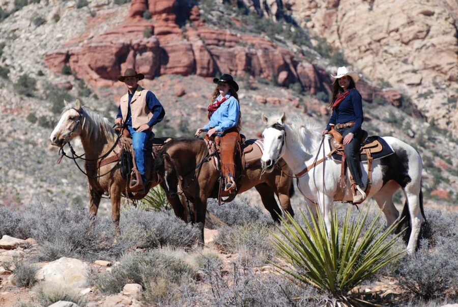 From Las Vegas: Maverick Ranch Breakfast and Horseback Ride - Leaving Las Vegas for the Nevada hills