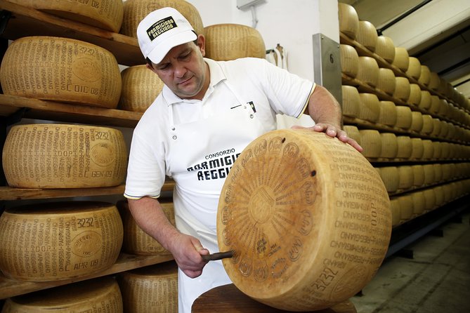From Parma: Parmigiano Reggiano Farm Tour & Tasting with Transfer - The tasting: two cheeses, balsamic, and local wine