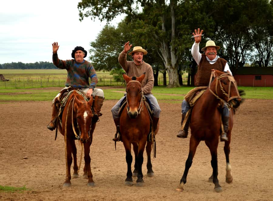 Full-Day at Santa Susana Ranch with BBQ, Drinks and Show - Leaving Buenos Aires for Santa Susana Ranch