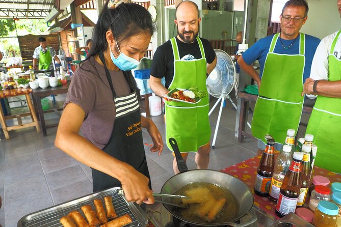 Full Day Thai Cooking at Farm (Chiang Mai) - Arriving at Smile Organic Farm Cooking School