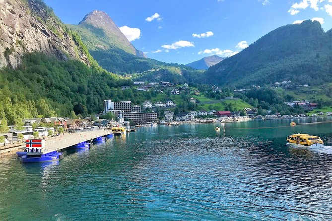 Geiranger by Royal route, 5 hours with visiting a high-mountain farm - Kilsti: a wide view across the Storfjord