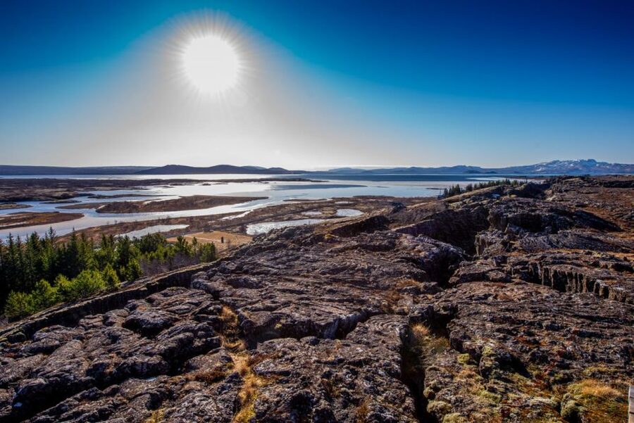 Golden circle, hot spring bakery, tomato farm private tour - Geysir and Strokkur: a short wait for a big eruption
