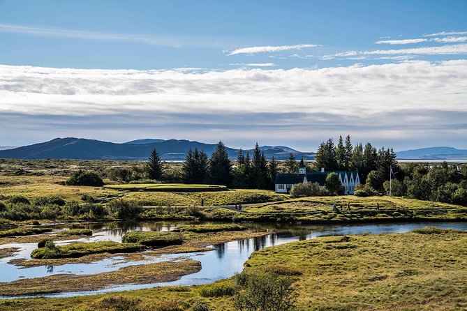 Golden Circle Premium Tour with Fridheimar Farm - Fridheimar makes lunch part of the experience