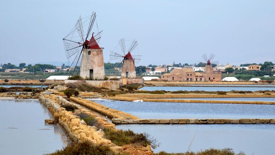 Guided tour of the Marsala Salt Pans and salt harvesting - Key points at a glance