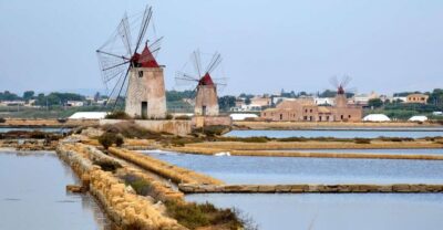Guided tour of the Marsala Salt Pans and salt harvesting