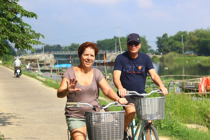 Half Day Ride Bike To The Farm and Cooking Activity with Foot Massage - Key points at a glance
