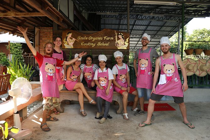 Half-Day Thai Cooking Class at Organic Farm in Chiang Mai - From Chiang Mai city to the local market