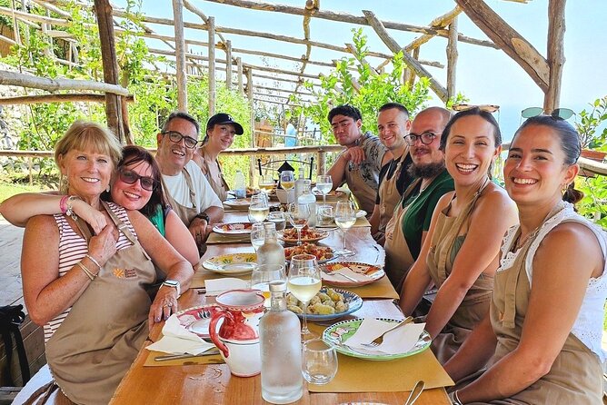 Hands-On Pizza Making Class & Farmhouse Tour with Sea Views - What to know before booking