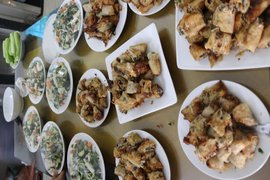 Hanoi: Village Farm Tour and Cooking Class with Lunch - Getting your hands dirty in the vegetable field