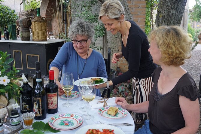Harvest & Flavor: Pastamaking Class/Wine Tasting - Countryside - The pasta class with a professional chef
