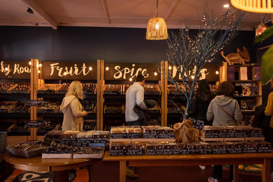Hidden Gems Margaret River: Authentic Wine & Farm Experience - Why this Margaret River tour feels different