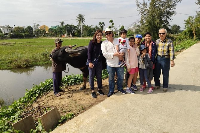 Hoi An Countryside Tour:Basket Boat,Buffalo Ride, Farming & Lantern Making Class - Hoi An handicraft workshop: making your own lantern