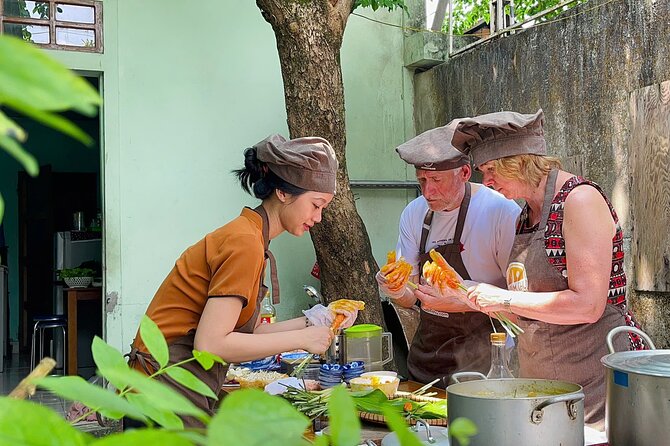 Hue Organic Farm Visit and Traditional Cooking Class - Timing, transport, and private groups