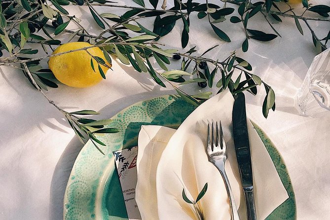 Join In On Our Farmers Table - A long table in the agricultural Algarve