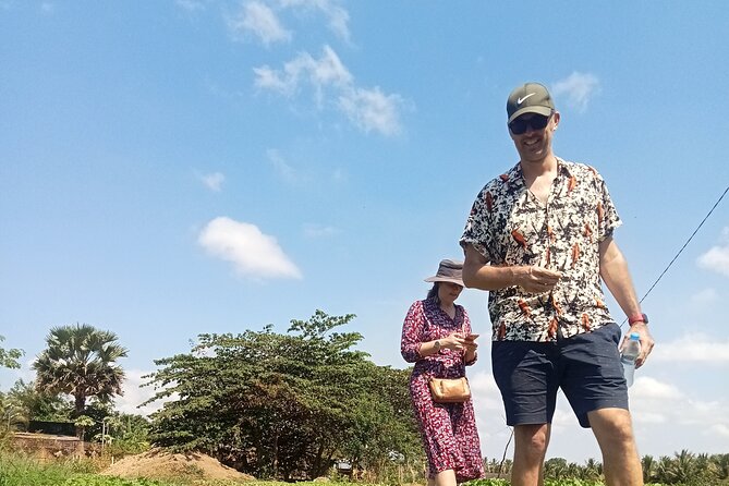 Kampot/Cambodia pepper farm . Cave. lake. Kep Crab market & more. - Inside Phnom Chhnork’s Hindu cave temple