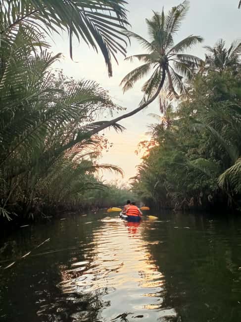 Kampot Pepper farm & Kayak trip around Green cathedral Sunse - Key points at a glance