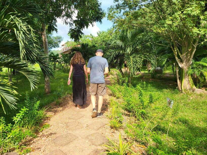 Kampot Pepper Farm, Salt Fields, Cave from Sihanoukville - Kampot Pepper Farm: The Best Food Stop