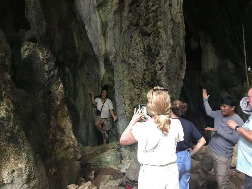 Kampot Pepper Farm Tour: Salt Fields, La Plantation & Cave - Why this six-hour Kampot outing works