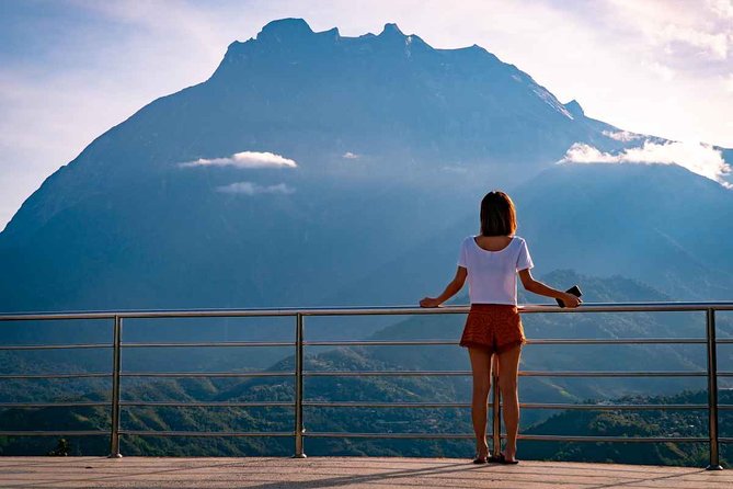 Kinabalu Park With Rumah Terbalik & Desa Cow Farm - Rumah Terbalik: a quick and playful opening stop