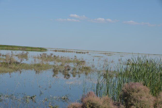 Kolkhoz: Private visit to the cotton farmers' village - The 4.5-kilometer walk beside the Zeravchan