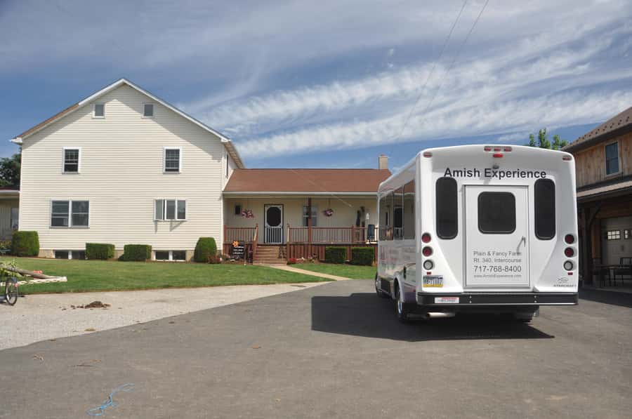 Lancaster County: Amish Farmlands Tour & Family-Style Dinner - One hour among Lancaster’s Amish farms