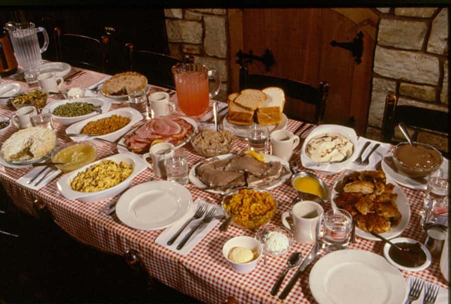 Lancaster County: Amish Farmlands Tour & Family-Style Dinner - Who will enjoy this tour most?