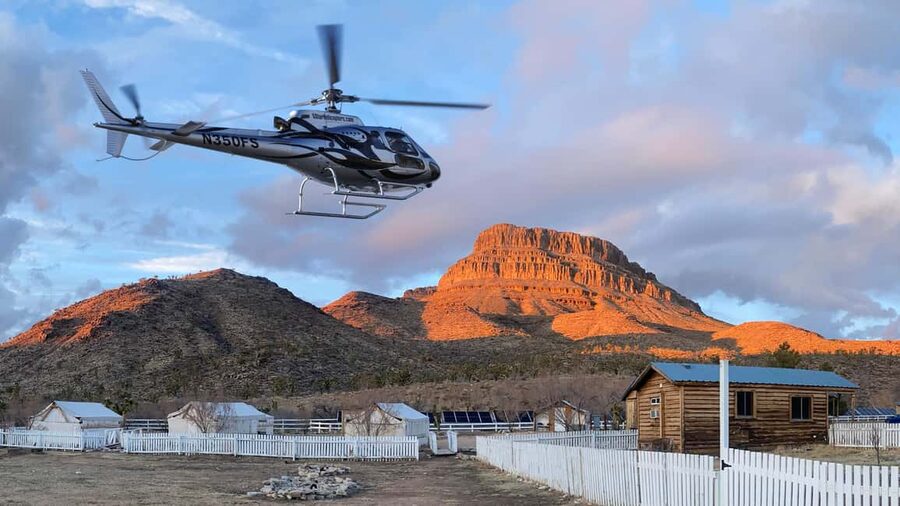 Las Vegas: Grand Canyon Helicopter Western Ranch Adventure - Hoover Dam, Lake Mead, and Fortification Hill