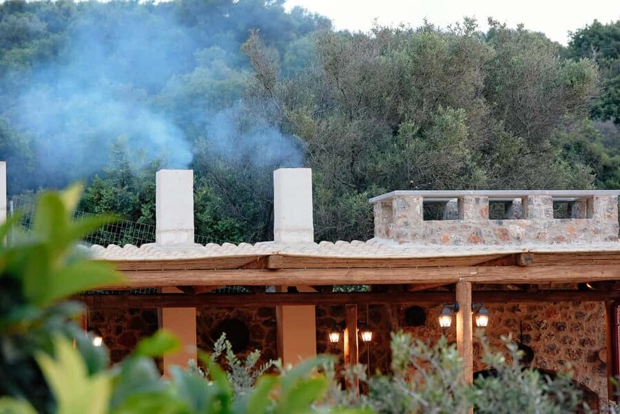 Lassithi, Zeus Cave, Olive Mill Farm & Knossos Combo Tour - Should you book the Lassithi and Knossos combination?