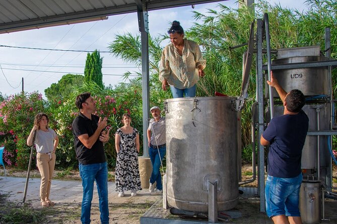 Lavender Harvesting and Distillation Workshop in Bellegarde - Who will get the most from this workshop?