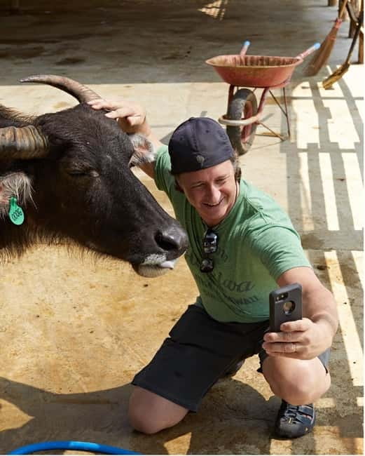 Luang Prabang: Farm Tour and Buffalo Buffet Adventure - Meeting the buffaloes near Luang Prabang