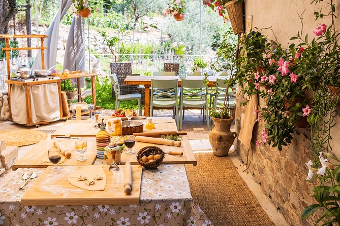 Marì Cooking Class in a Family Farm with Amalfi Coast view - Arriving at the hillside home near Massa Lubrense