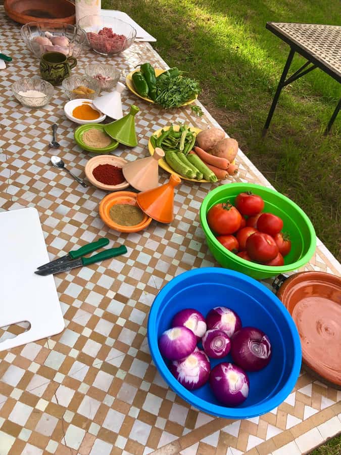 Marrakech: Authentic Moroccan Cooking Class in a Farm - Making salad and Moroccan mint tea