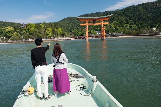 Miyajima Guided Tour and Fresh Oyster Farm Tour - Why this Miyajima tour feels different