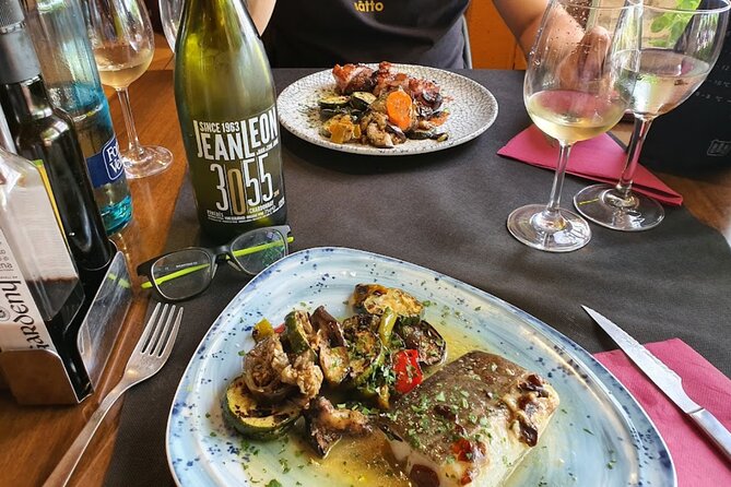Montserrat & Winery Visit Tour with Traditional Farmhouse Lunch - Should you book it?
