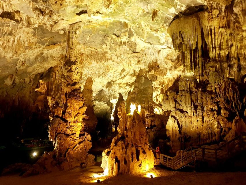 National Park- Paradise Cave & Dark Cave or Duck Farm - The jungle walk to Paradise Cave