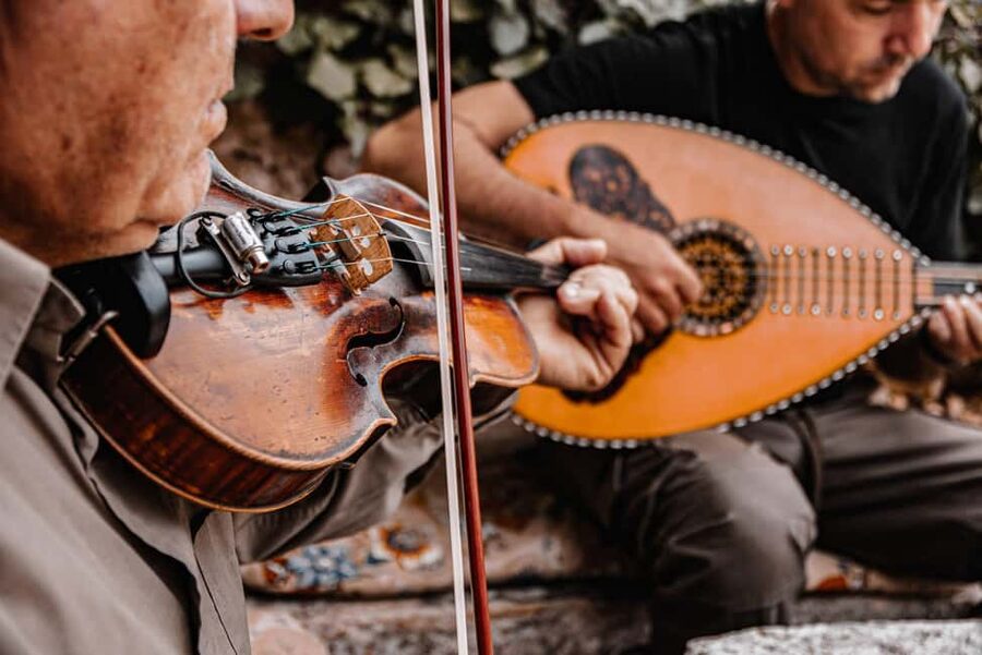 Naxos: Family Farm-table Cooking, Kouros Tour & Live Music - Why this Naxos experience is worth your afternoon