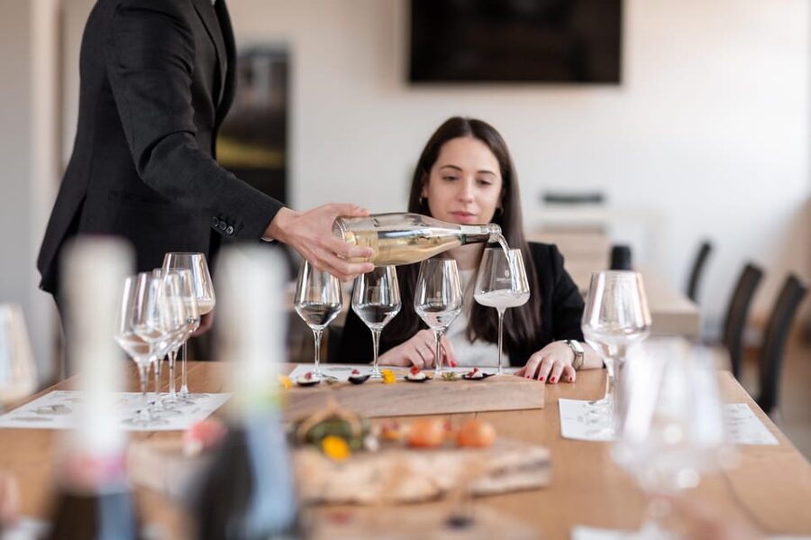 PARCO DELLA FILANDETTA WINE & ART FARM : ART&NATURE TOUR - How the art changes the winery visit