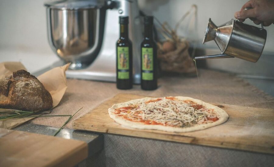 Partinico: Pizza-Making Class on an Organic Farm with Wine - The seasonal wheat field and the story of Sicilian flour