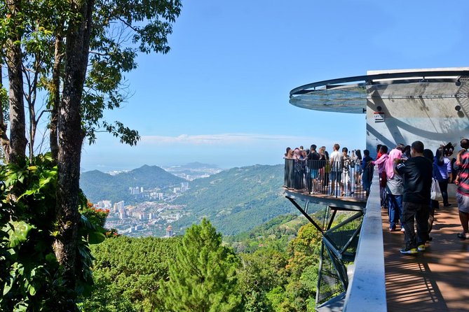 Penang Full Day Tour with Penang Hill, Kek Lok Si & Fruit Farm - Lunch and Penang’s Famous Food Culture