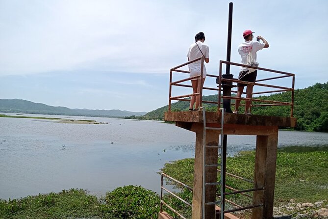 Phnom Penh Kampot Kep Tour "Pepper Farm, Salt Field, Crab Market" - Salt fields and the dry-season catch