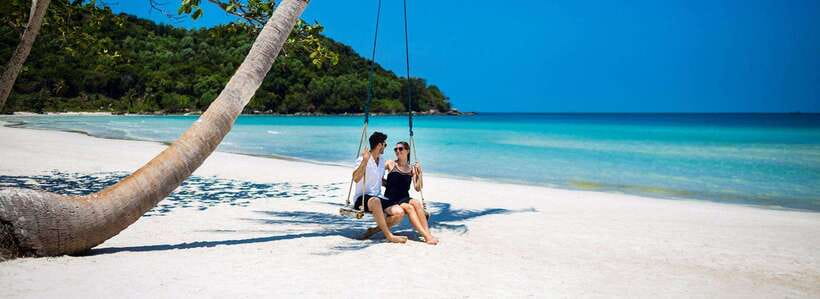 Phu Quoc : Pearl Farm, Pepper Farm, and Sao Beach Tour - 8:00 a.m. pickup and the road between stops