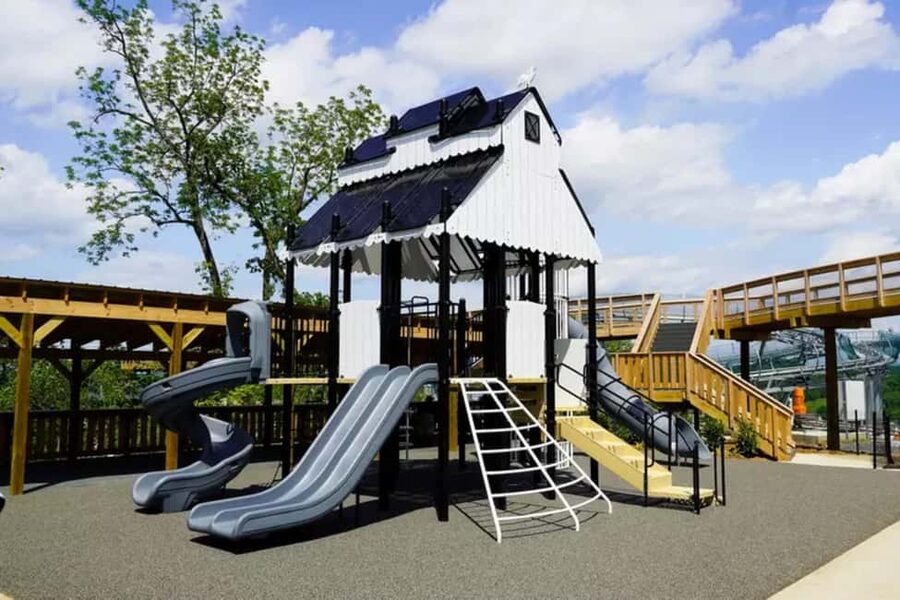 Pigeon Forge: SkyLand Ranch Admission with Chairlift - Lunch at The Backyard and drinks at the Tipsy Cowboy