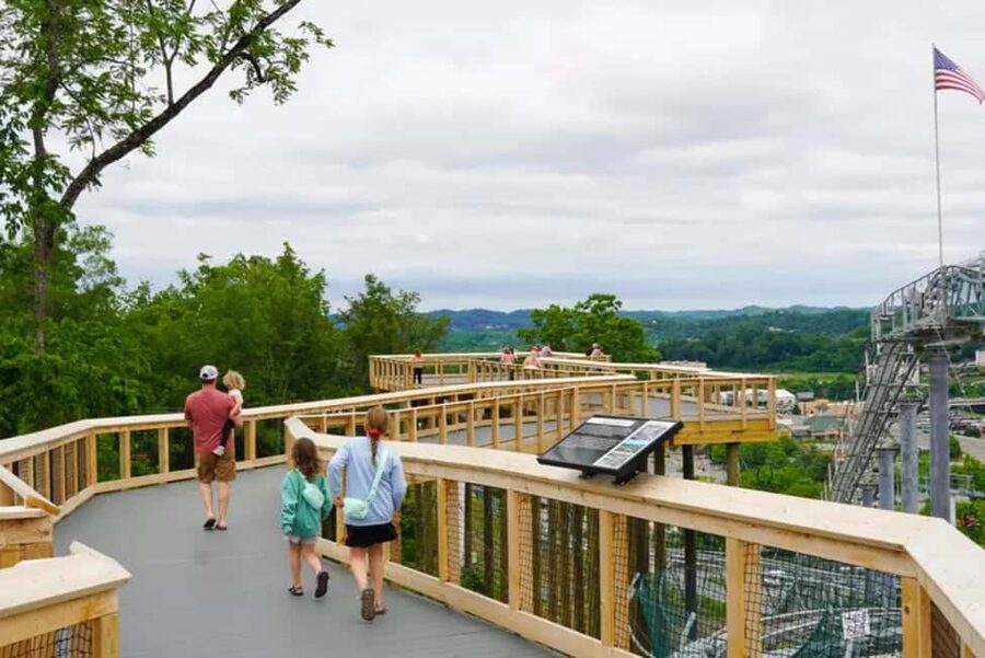 Pigeon Forge: SkyLand Ranch Admission with Chairlift - Shopping at Williford Mercantile
