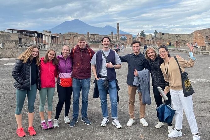 Pompeii Vesuvius Wine Farm Tour - Who should book this tour?