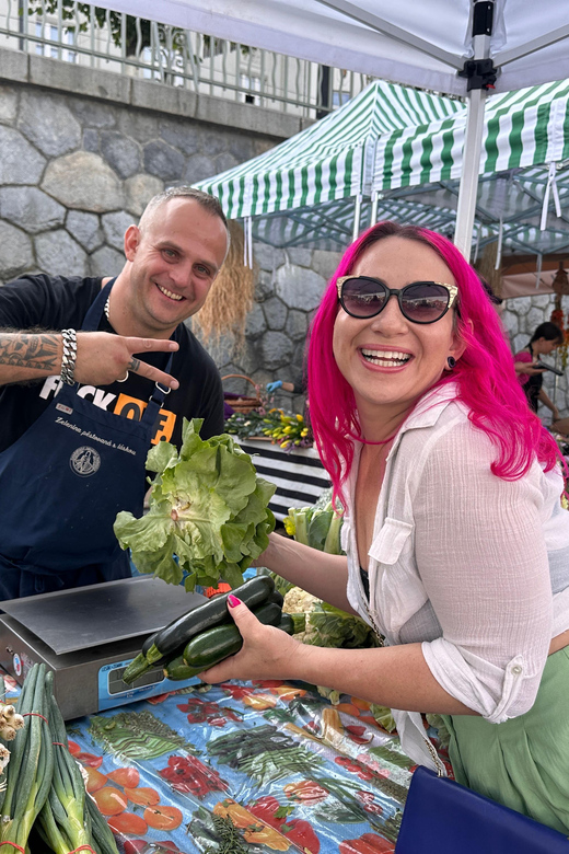 Prague: Farmers Market and Brunch Class with Celebrity Chef - At a glance