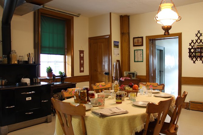 Premium Amish Country Tour including Amish Farm and House - Key points to know before you go