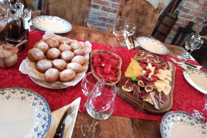 Private Authentic Family Home Local Lunch from Farm From Split - Who Will Enjoy This Most