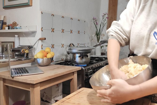 Private Sicilian Vegetarian Cooking Class at a Farmhouse in Noto - Is $399 per person a fair price?
